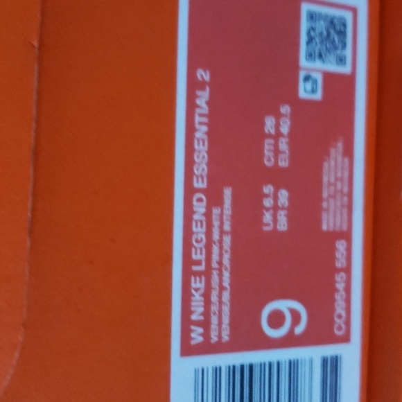 New Nike Legend Essential 2 Gray Pink Sneakers - Picture 9 of 9